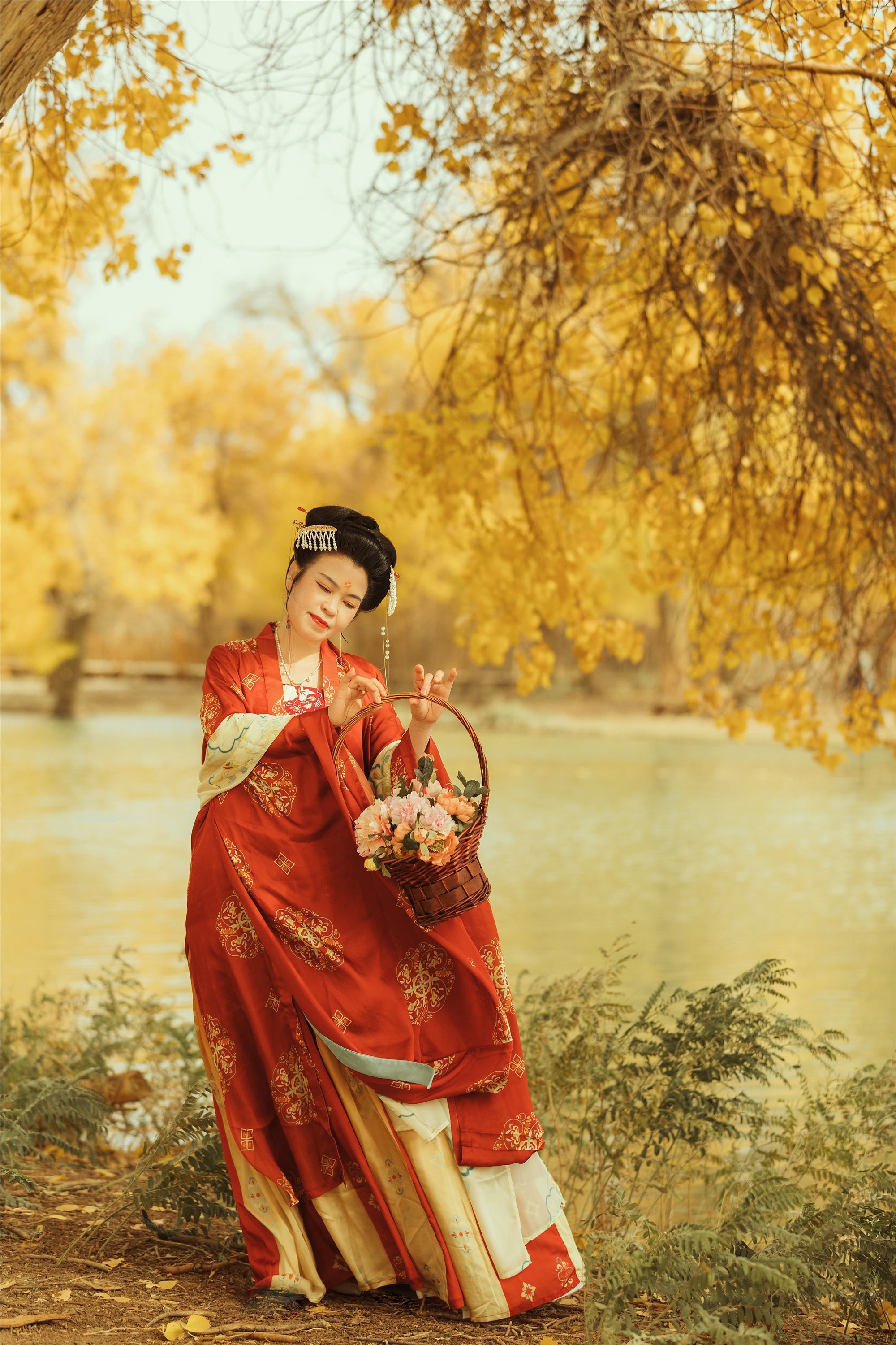 YITUYU艺图语 2021.09.03 岁月不败美人 知秋